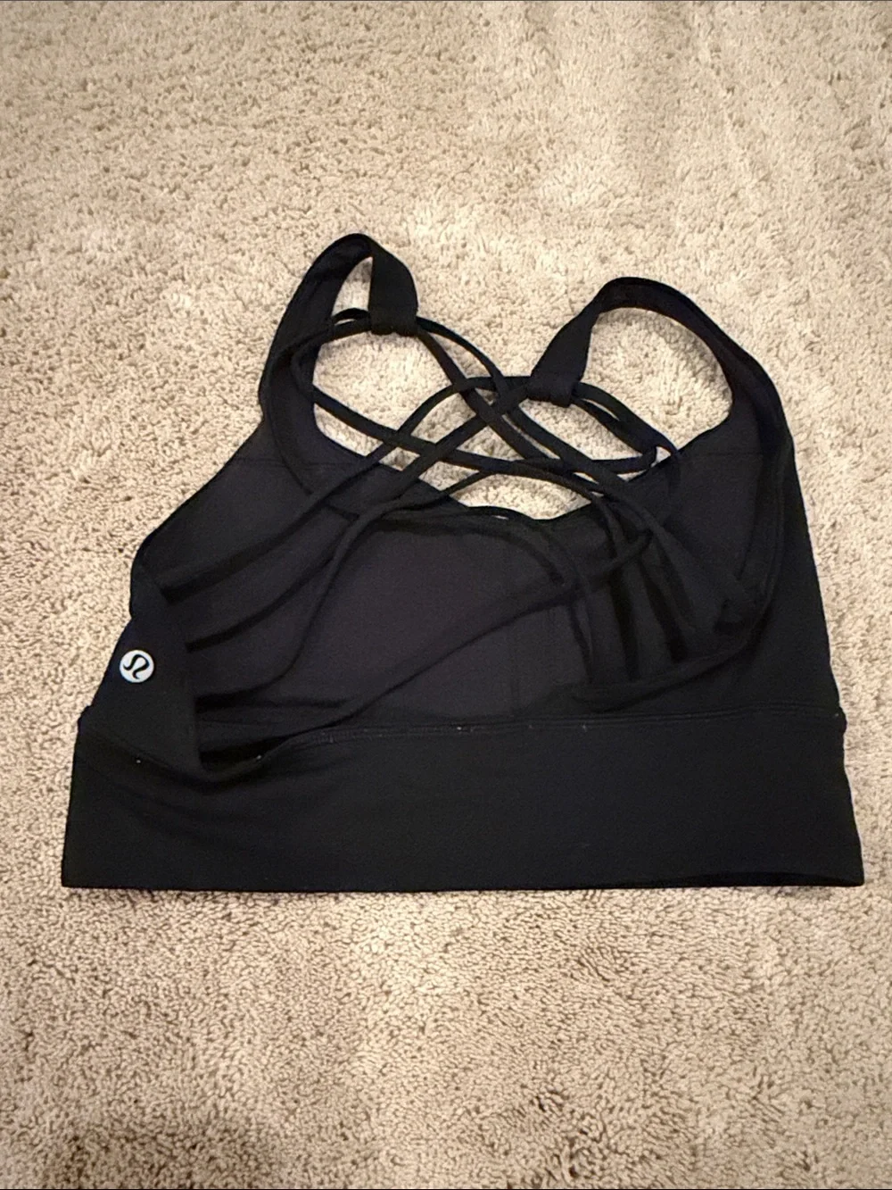 lululemon athletica Free to be wild longline sport bra size 6
